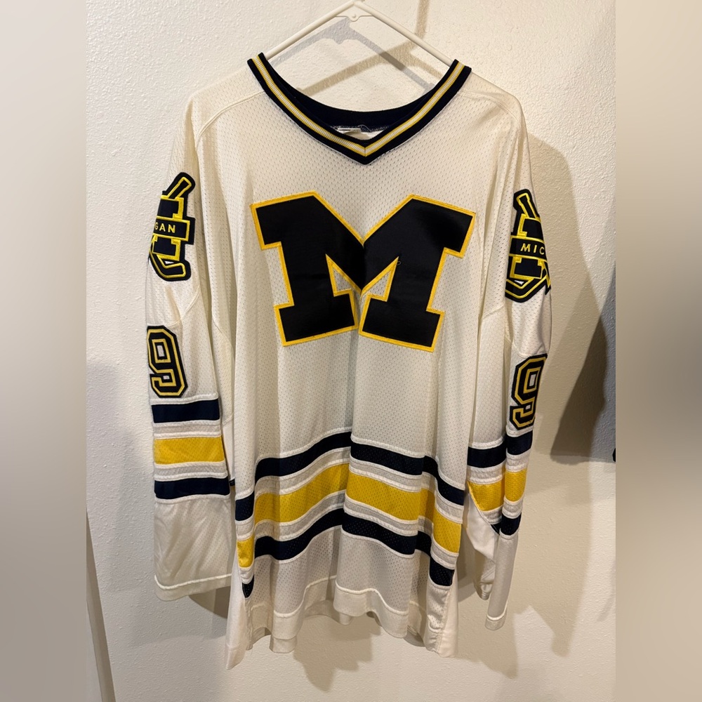 University of Michigan Hockey Jersey